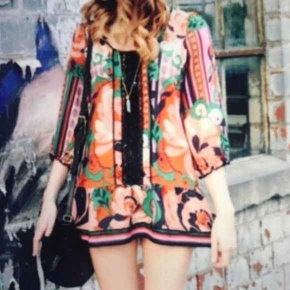 Anthropologie Odille 100% Silk Boho Floral Peplum Tunic Longsleeve sz 8 - Picture 3 of 8